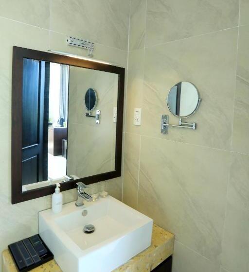 Premium room w/ mountain view, Orson Hotel & Resort Con Dao