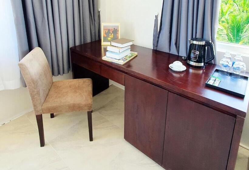 Premium room w/ mountain view, Orson Hotel & Resort Con Dao