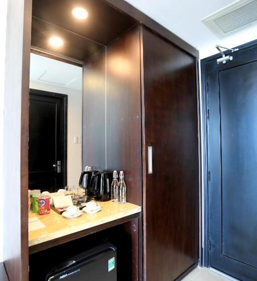 اتاق لوکس با چشم‌انداز دریا, Orson Hotel & Resort Con Dao