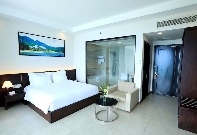 اتاق لوکس با چشم‌انداز دریا, Orson Hotel & Resort Con Dao