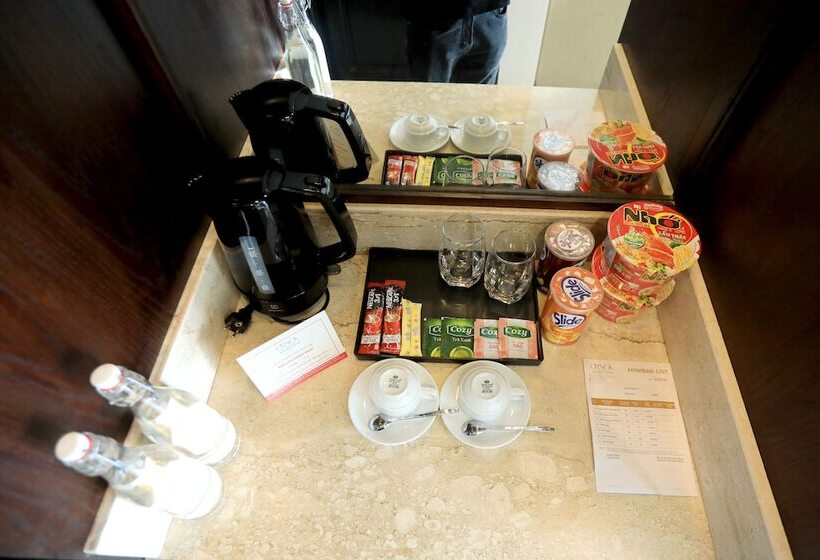 اتاق لوکس با چشم‌انداز دریا, Orson Hotel & Resort Con Dao