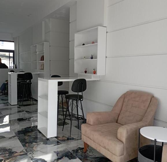آپارتمان 1 خوابه با بالکن, World Cities Residence