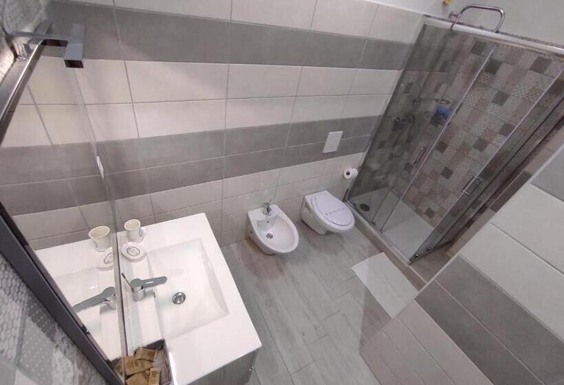 اتاق اکونومی, B&b Birillo