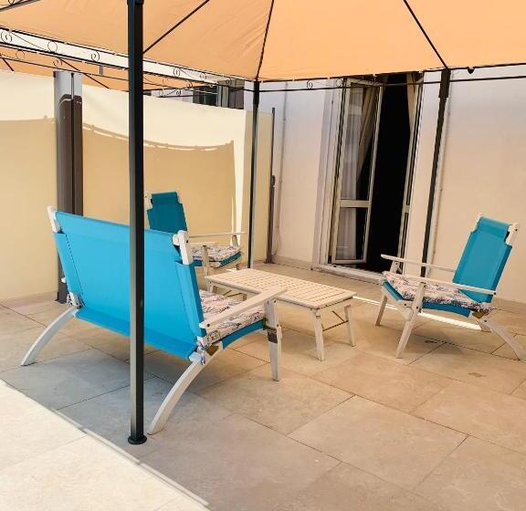 اتاق استاندارد چهار تخته, B&b Birillo