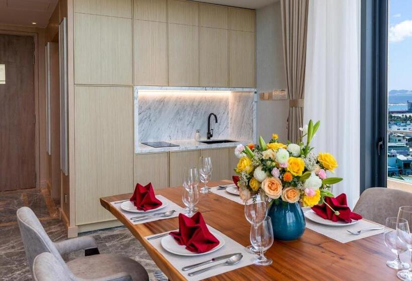 سوئیت پرزیدنت, Fleur De Lys Hotel Quy Nhon