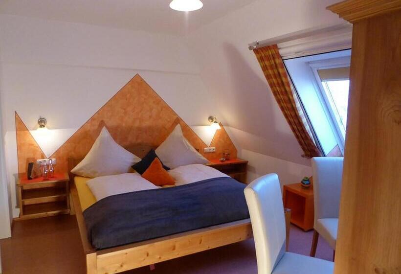 آپارتمان 2 خوابه, Pension Rosengärtchen