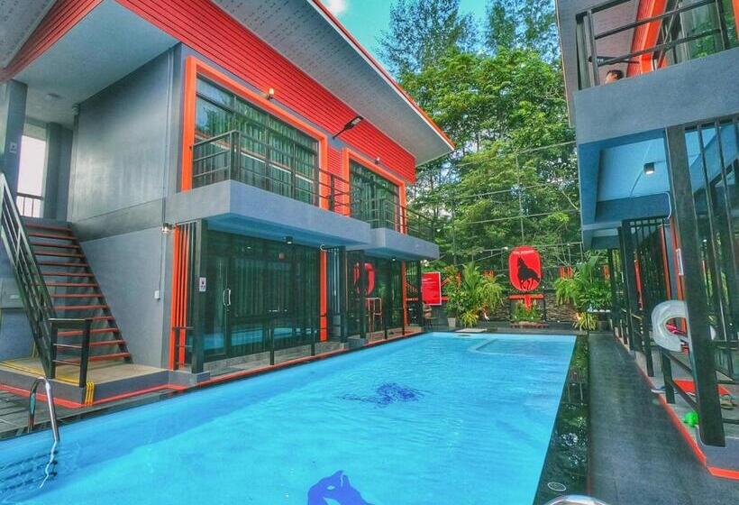 اتاق استاندارد با تخت بزرگ, The Stories Resort