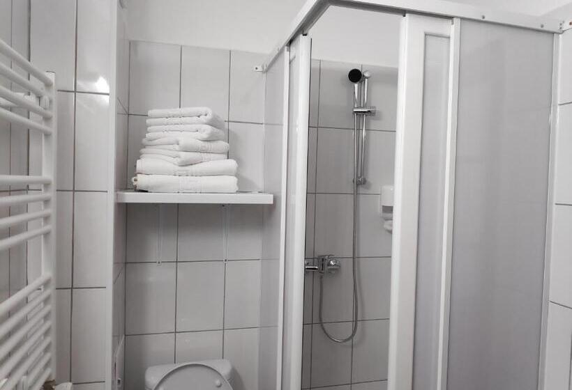 اتاق استاندارد, Hostel Caliman
