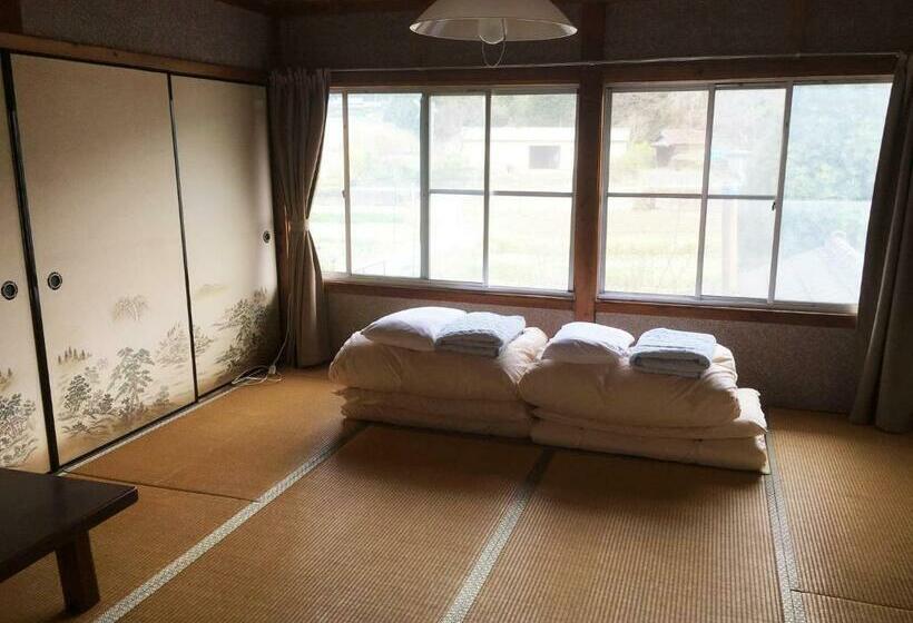 اتاق استاندارد با چشم‌انداز باغ, Guesthouse Fuki Juku