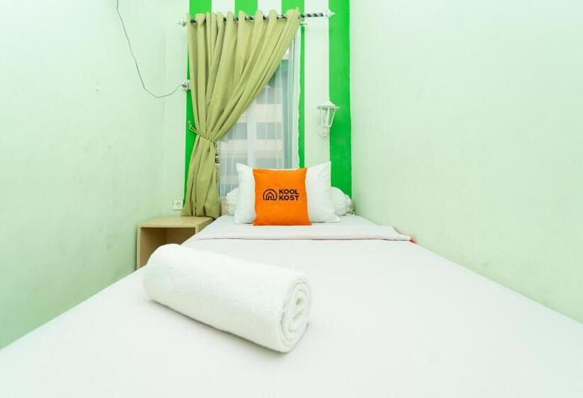 اتاق استاندارد یک نفره, Koolkost Syariah Near Taman Bekapai Balikpapan
