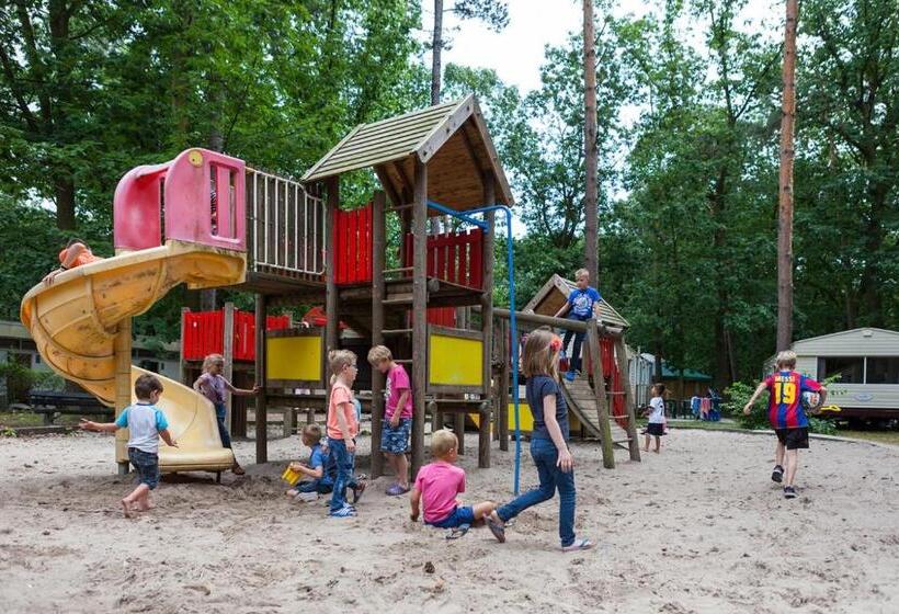 آپارتمان 2 خوابه, Hh Laambeek Mobile Home