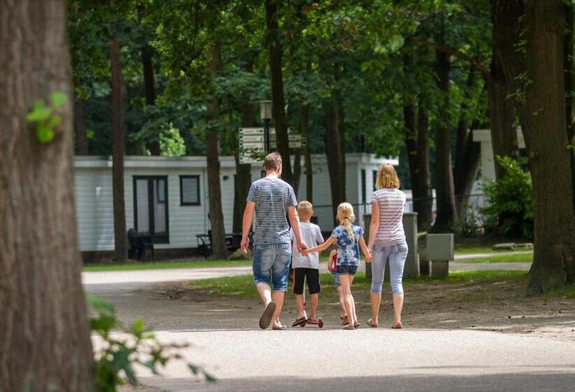 آپارتمان 2 خوابه, Hh Laambeek Mobile Home