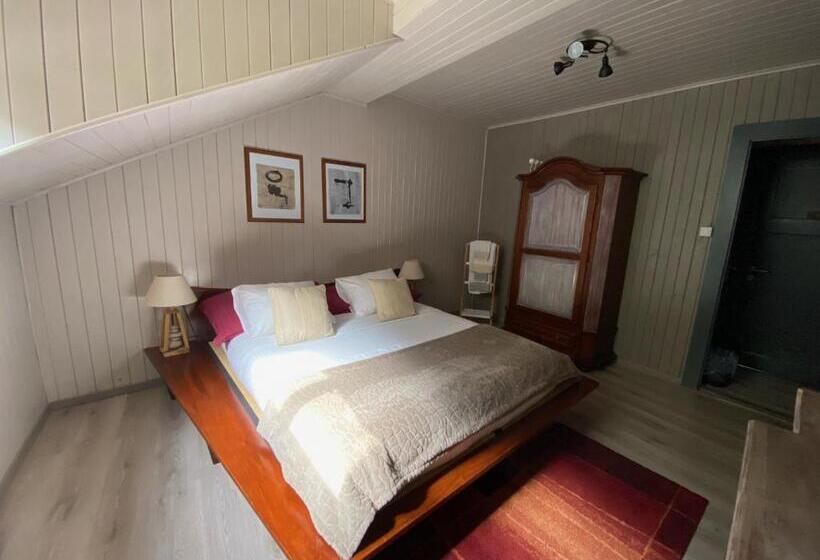 Standard Room Shared Bathroom, B&b Restaurant Le Pernollet