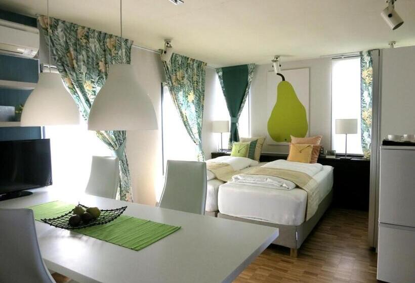Superior Room with Terrace, Ah87 Osaka