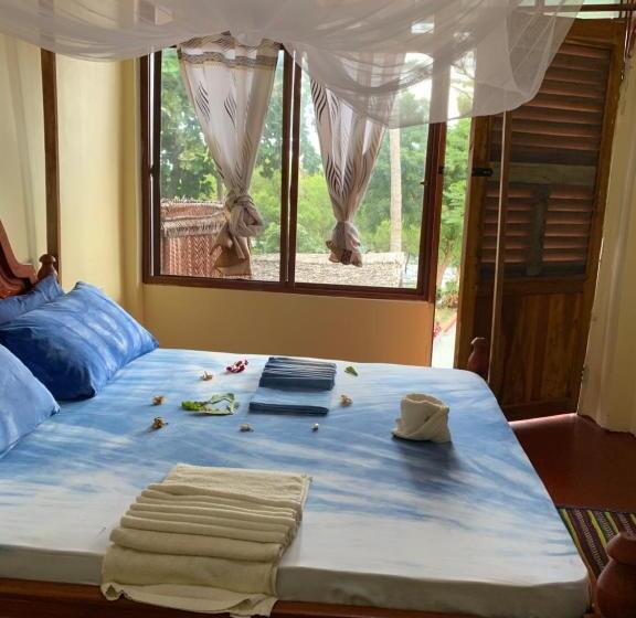 اتاق لوکس با چشم‌انداز دریا, Mafia Beach Bungalows Sea View