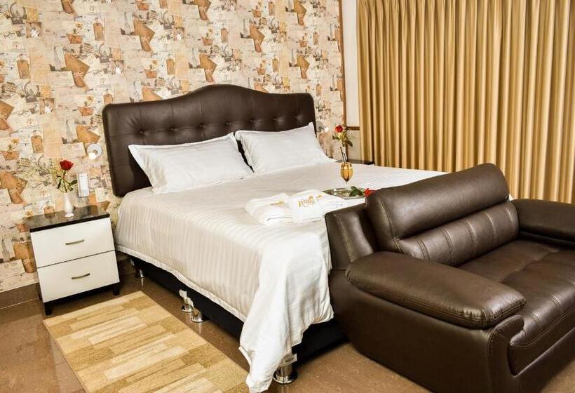 اتاق سوپریور با تخت بزرگ, Costa Riviera
