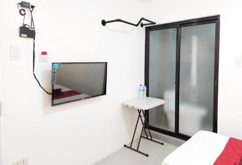 اتاق استاندارد یک نفره, Reddoorz At San Antonio Binan Laguna