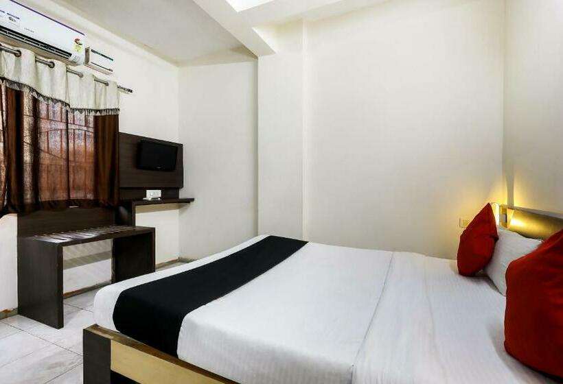 اتاق استاندارد, Collection O 3761 Hotel Shree Datta