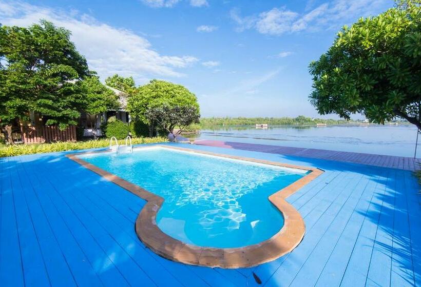 اتاق سوپریور, Baan Talay See Cream Resort