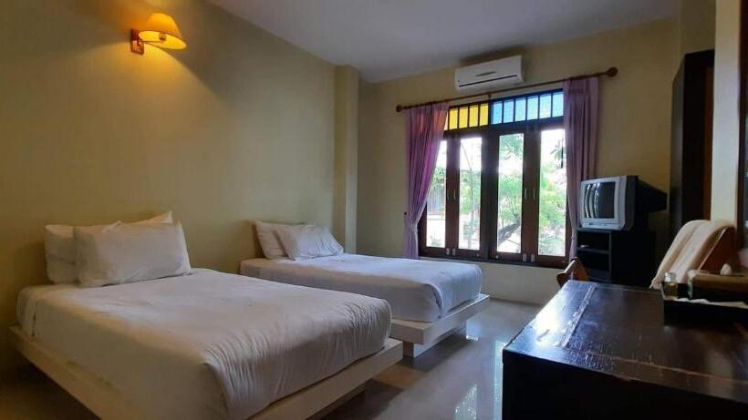 خانه 4 خوابه, Baan Talay See Cream Resort