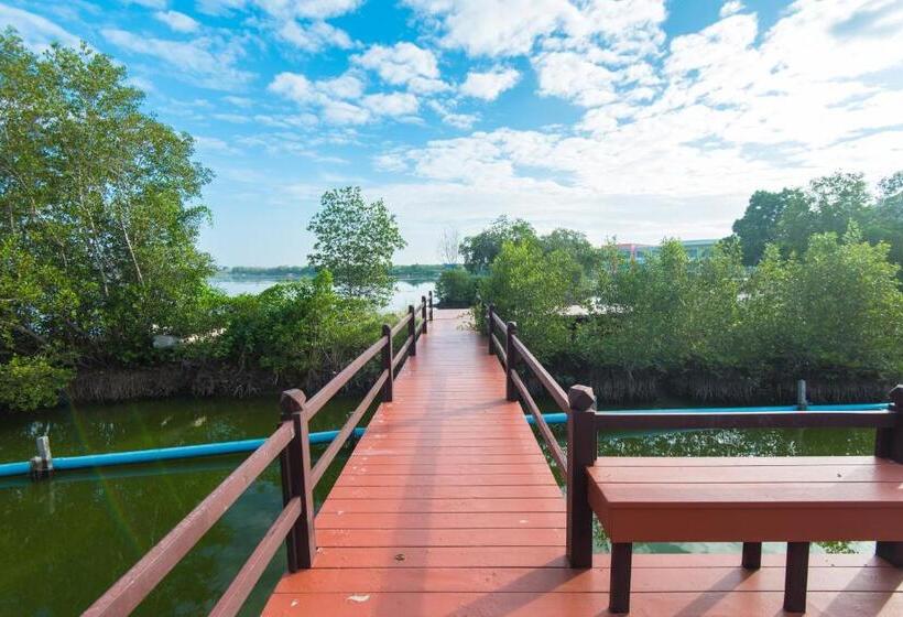 خانه 4 خوابه, Baan Talay See Cream Resort