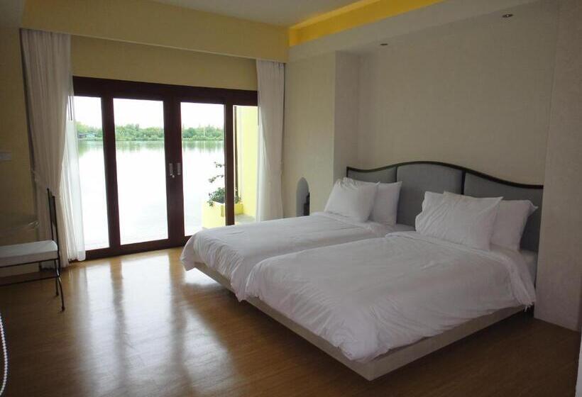 اتاق لوکس, Baan Talay See Cream Resort