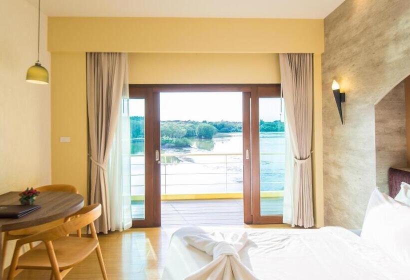 اتاق لوکس, Baan Talay See Cream Resort
