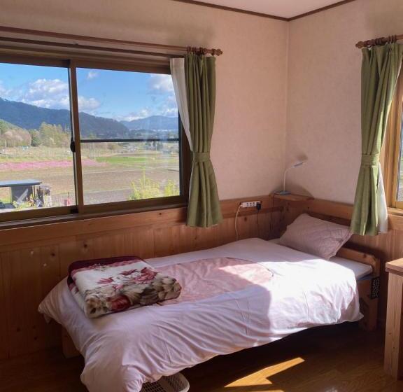 اتاق استاندارد یک نفره, Azumino Backpackers 山の風