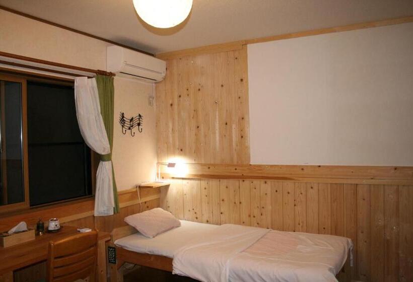 اتاق استاندارد یک نفره, Azumino Backpackers 山の風