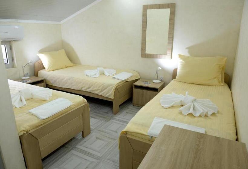 اتاق استاندارد سه نفره, Guesthouse Đokić