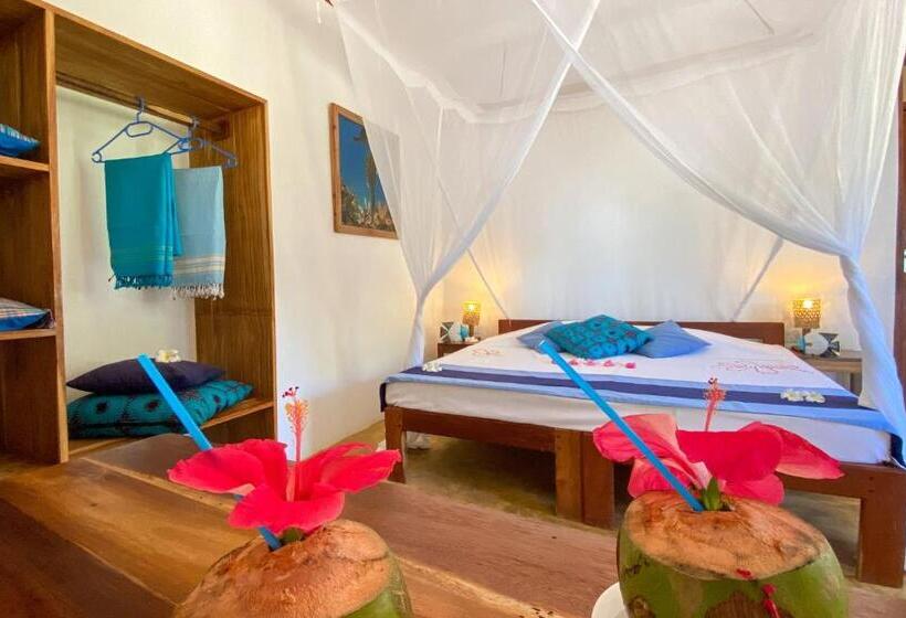 اتاق استاندارد, Butiama Marine Camp