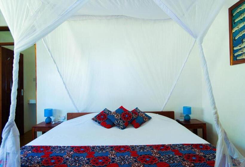 اتاق استاندارد, Butiama Marine Camp