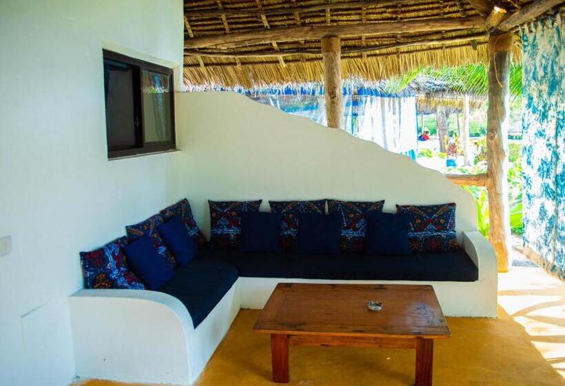 اتاق استاندارد, Butiama Marine Camp