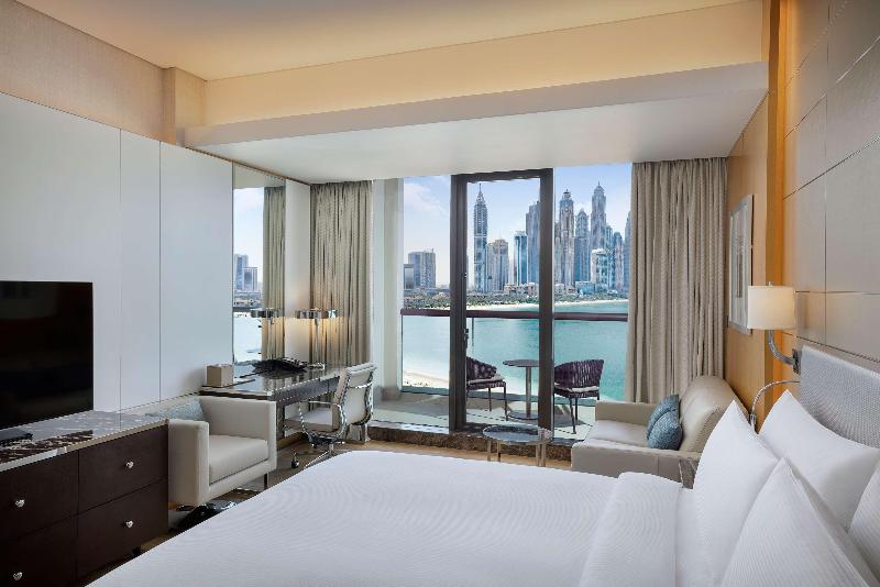 اتاق اجرایی با چشم‌انداز دریا, Hilton Dubai Palm Jumeirah