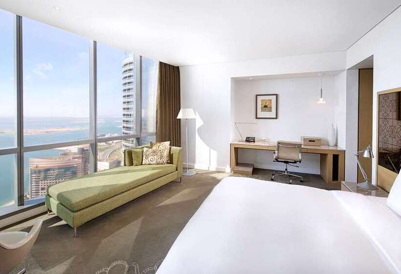 اتاق خانوادگی تودرتو, Hilton Dubai Palm Jumeirah