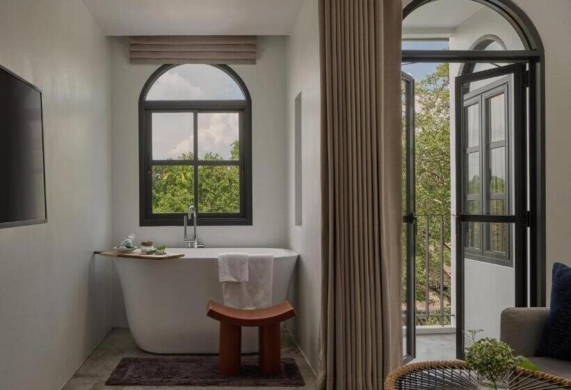 سوییت لوکس, The Motifs Eco Hotel   Sha Extra Plus