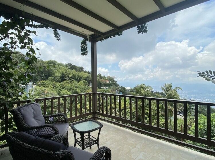 اتاق استاندارد با چشم‌انداز شهر, Verdant Hotel & Holistic Experience