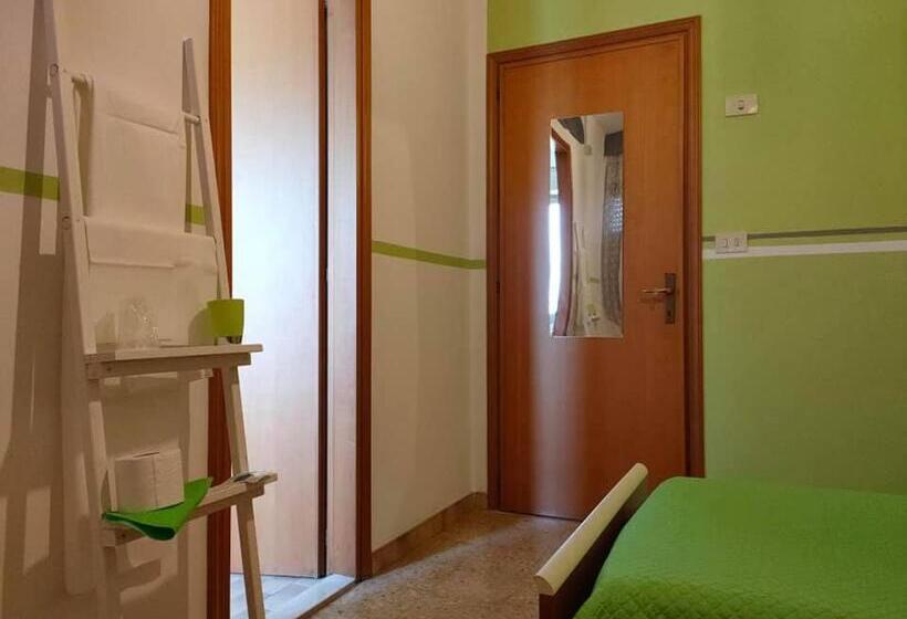 اتاق اکونومی یک تخته, Da Nino Brussa 340