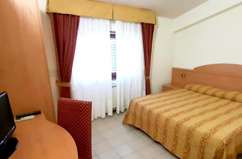 اتاق استاندارد, L Oliveto