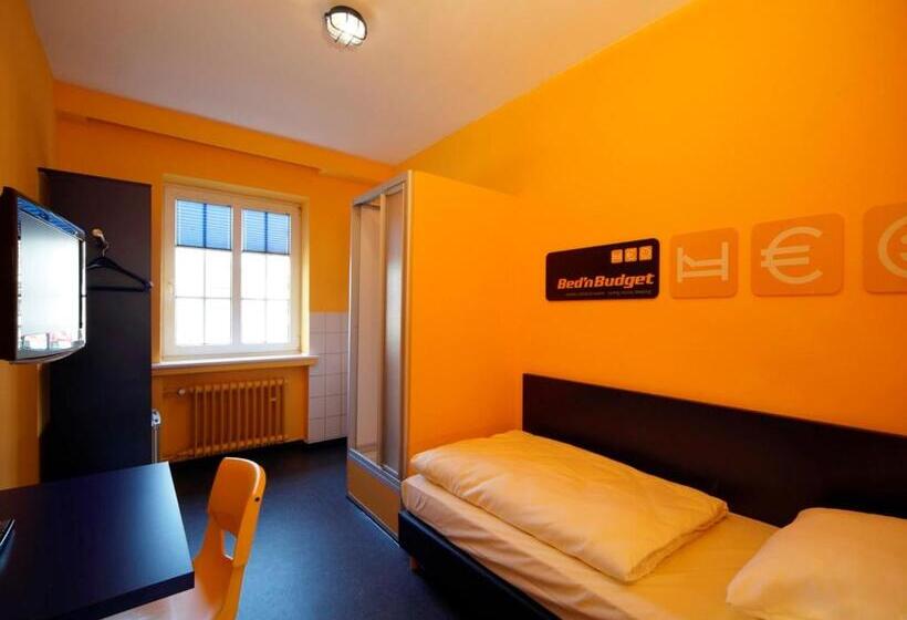 Quarto Estandar Individual, Bed Nbudget Expo Hostel Rooms