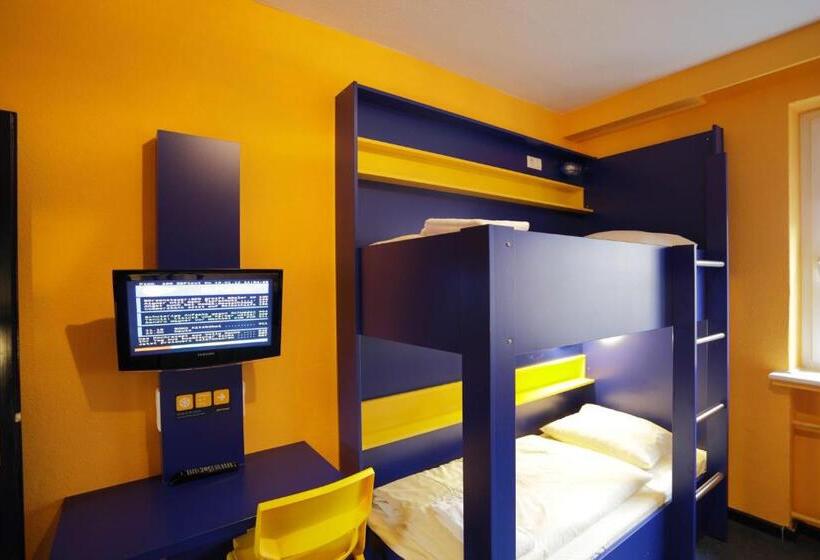 Номер Стандарт Совместная Ванная, Bed Nbudget Expo Hostel Rooms