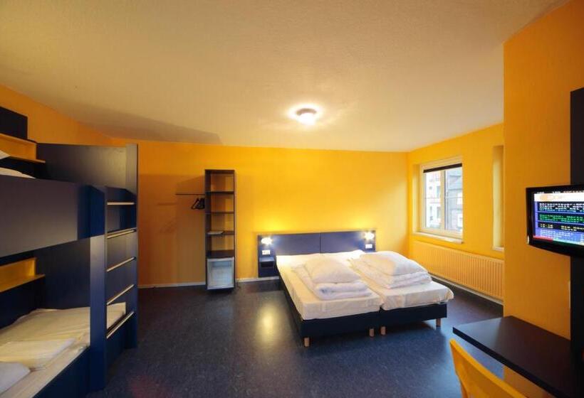 Четырехместный Номер Стандарт, Bed Nbudget Expo Hostel Rooms