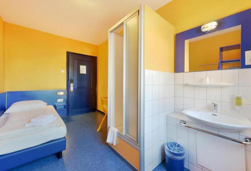 Quarto Estandar Individual, Bed Nbudget Expo Hostel Rooms