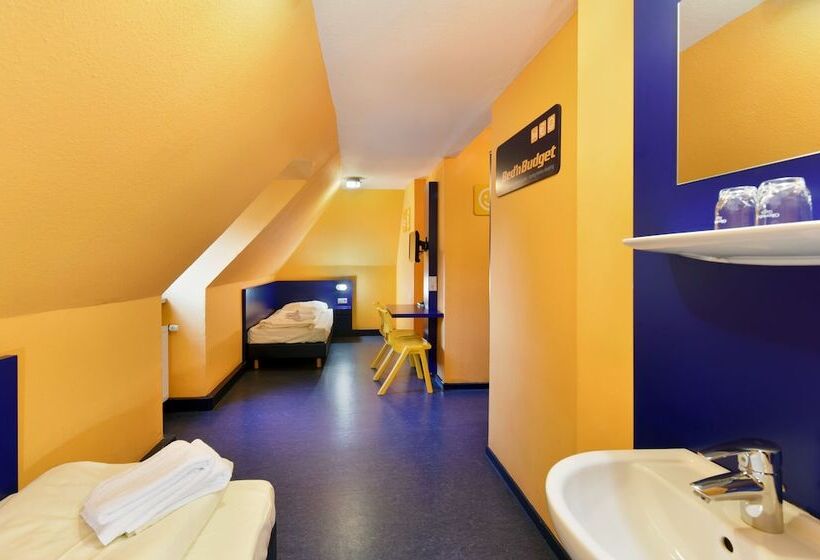اتاق استاندارد با سرویس بهداشتی مشترک, Bed Nbudget Expo Hostel Rooms
