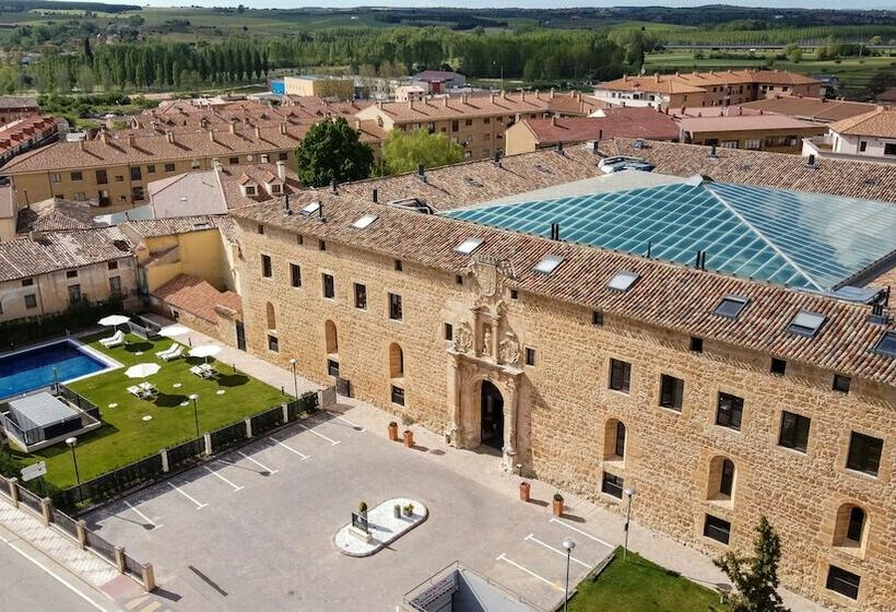 جناح, Castilla Termal Burgo De Osma