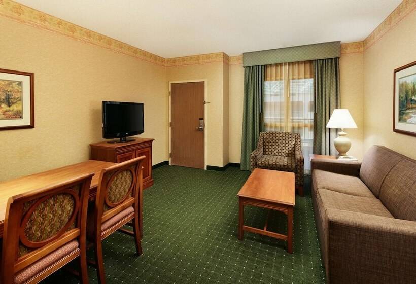 سوئیت برای معلولان, Embassy Suites By Hilton Charleston Airport Convention Ctr