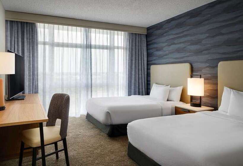 سوییت, Embassy Suites By Hilton Charleston Airport Convention Ctr