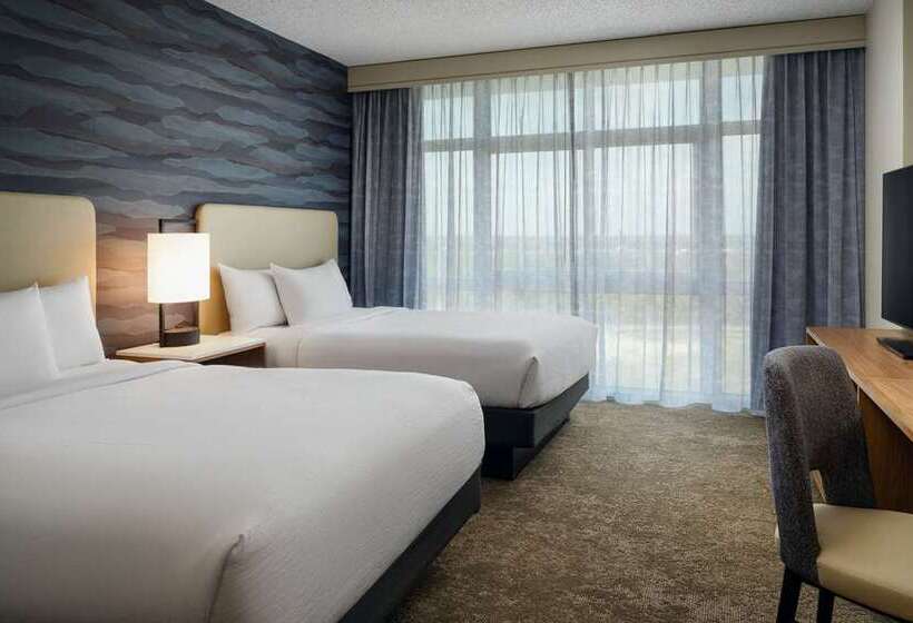 سوییت, Embassy Suites By Hilton Charleston Airport Convention Ctr