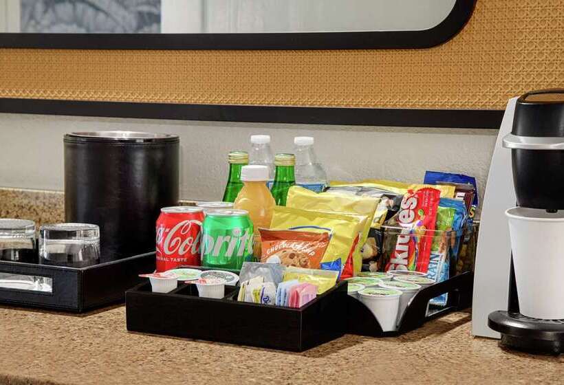 اتاق پرمیوم, Embassy Suites By Hilton Charleston Airport Convention Ctr