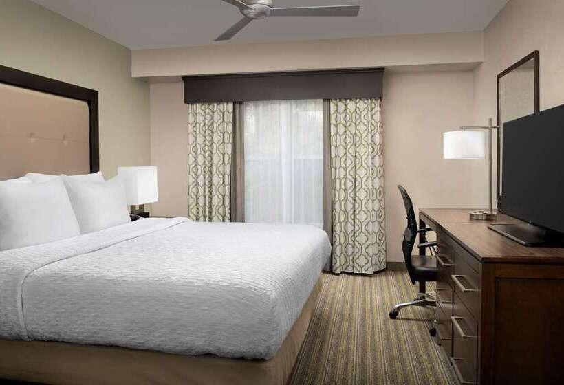 اتاق پرمیوم, Embassy Suites By Hilton Charleston Airport Convention Ctr